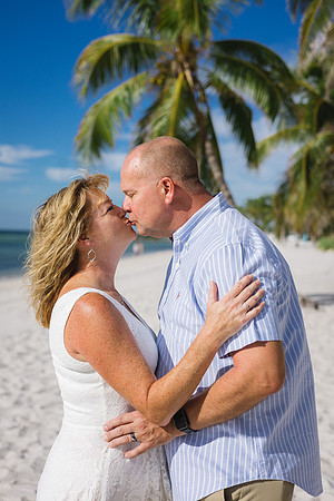 2023-10-23 Laura and Dave Smathers Beach Key West-9505