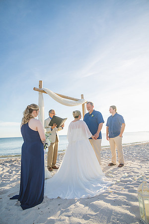2023-10-22 Tracy and Scott  Smathers Beach Key West part2-5