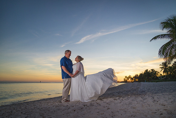 2023-10-22 Tracy and Scott  Smathers Beach Key West part2-74