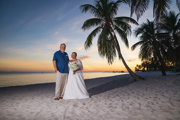 2023-10-22 Tracy and Scott  Smathers Beach Key West part2-82