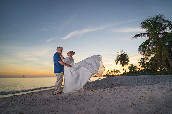2023-10-22 Tracy and Scott  Smathers Beach Key West part2-72