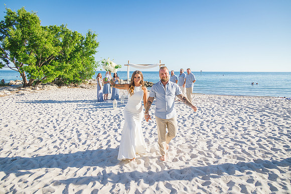 2023-10-21  Bayley and Michael Smathers Beach Key West-7130