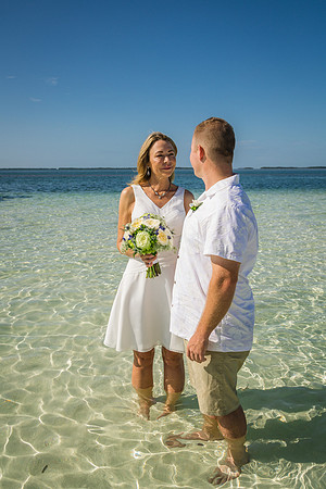 2023-10-31 Island to Island Wedding on the Sandbar-8902