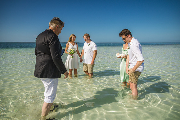 2023-10-31 Island to Island Wedding on the Sandbar-8932