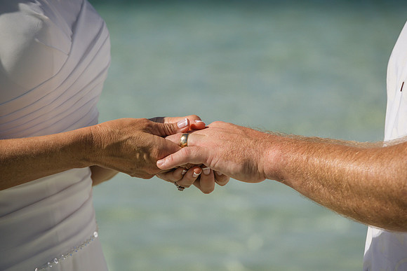 2023-10-31 Island to Island Wedding on the Sandbar-8980