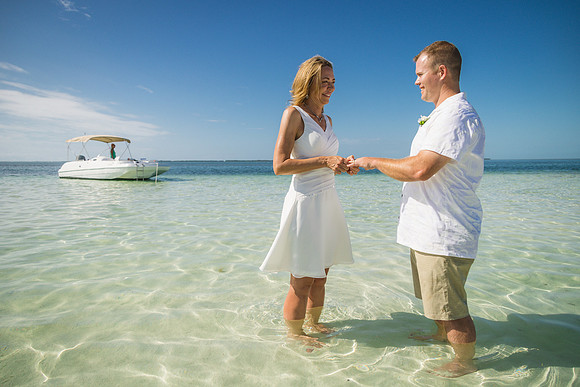 2023-10-31 Island to Island Wedding on the Sandbar-8976