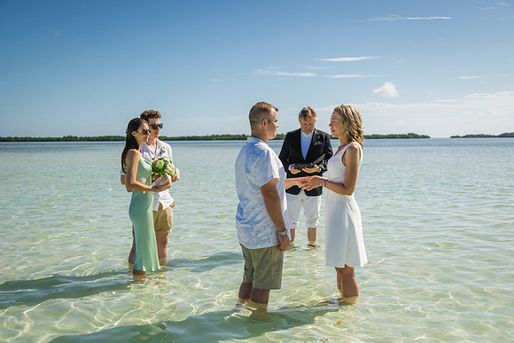 2023-10-31 Island to Island Wedding on the Sandbar-8987