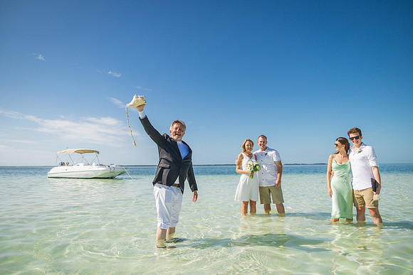 2023-10-31 Island to Island Wedding on the Sandbar-9036