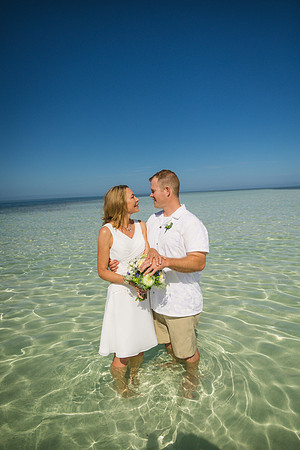 2023-10-31 Island to Island Wedding on the Sandbar-9066