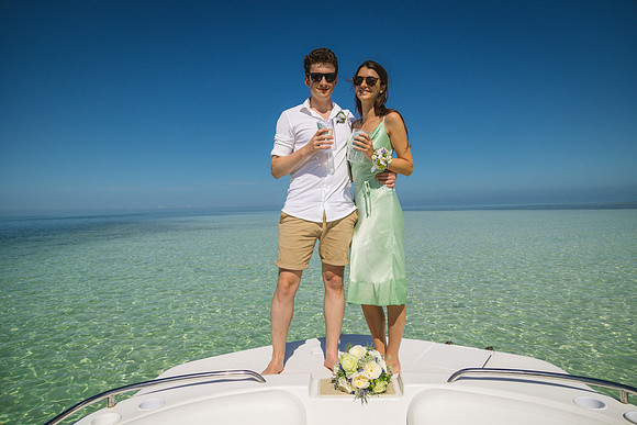 2023-10-31 Island to Island Wedding on the Sandbar-9341