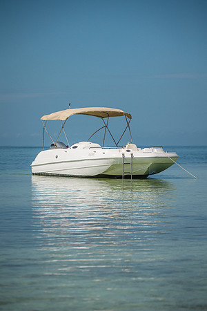 2023-10-31 Island to Island Wedding on the Sandbar-9464