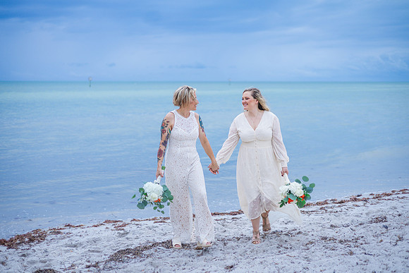 2023-10-19 Kathryn and Jennifer Smathers Beach Key West part2-8161