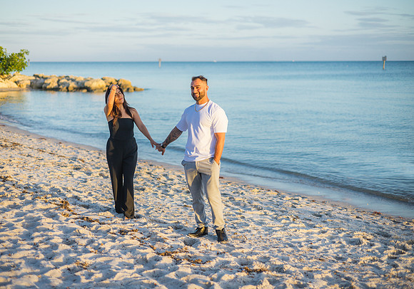 2023-10-31 Katherine and Taylor Engagement Photos  part1 --7