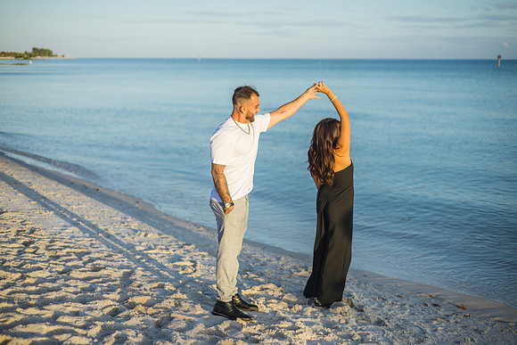 2023-10-31 Katherine and Taylor Engagement Photos  part1 -1735