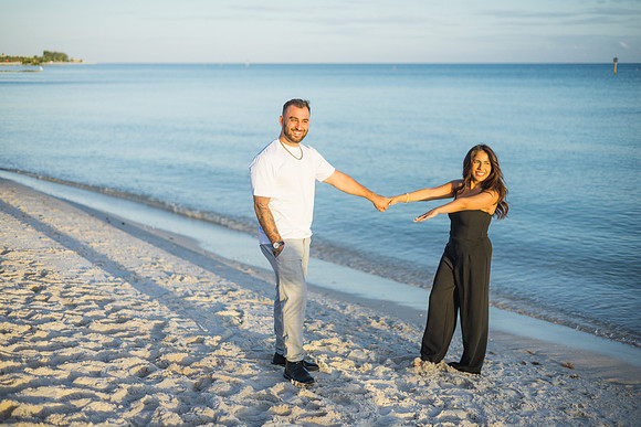 2023-10-31 Katherine and Taylor Engagement Photos  part1 -1740