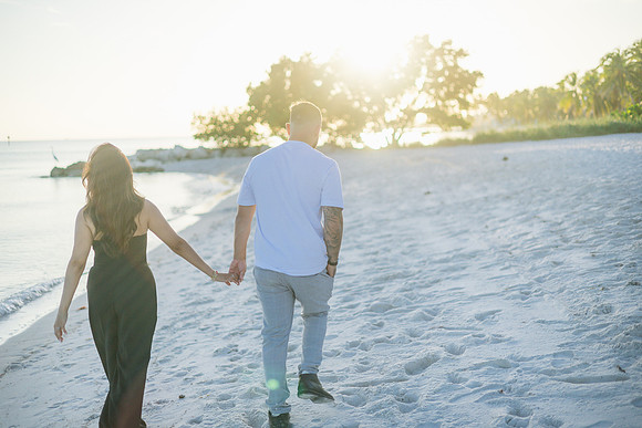 2023-10-31 Katherine and Taylor Engagement Photos  part1 -1756