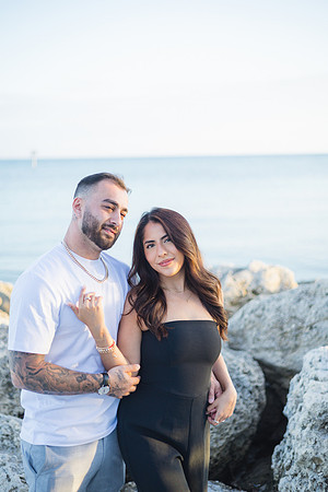 2023-10-31 Katherine and Taylor Engagement Photos  part1 -1784