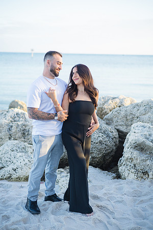 2023-10-31 Katherine and Taylor Engagement Photos  part1 -1787