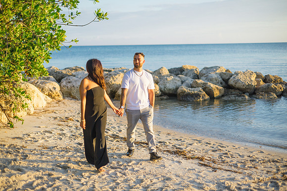 2023-10-31 Katherine and Taylor Engagement Photos  part1 -1813
