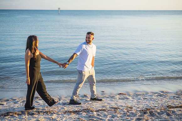 2023-10-31 Katherine and Taylor Engagement Photos  part1 -1835