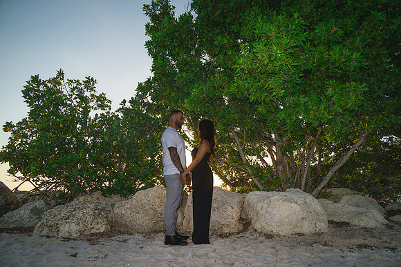 2023-10-31 Katherine and Taylor Engagement Photos Part 1 -9675