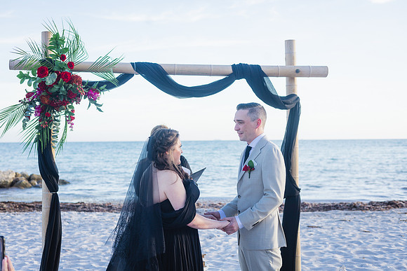 2023-10-13  Smatehrs Beach Wedding, Key West-2-45