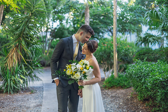 2023-11-11  Laura and Sergey Key West Tuman Butterfly Garden-2-19