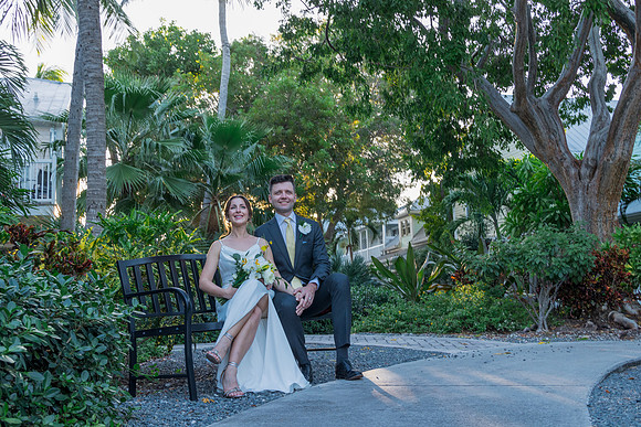 2023-11-11  Laura and Sergey Key West Tuman Butterfly Garden-2851