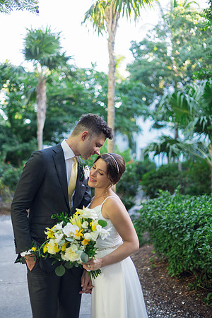 2023-11-11  Laura and Sergey Key West Tuman Butterfly Garden-2-20