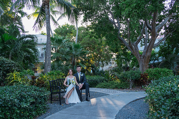 2023-11-11  Laura and Sergey Key West Tuman Butterfly Garden-2845