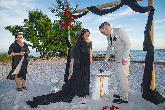 2023-10-13  Smathers Beach Wedding, Key West Part 2-2389