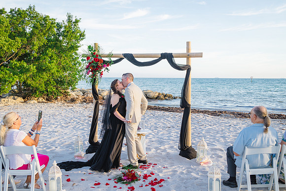 2023-10-13  Smathers Beach Wedding, Key West Part 2-2397