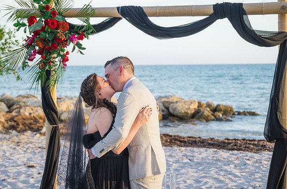 2023-10-13  Smathers Beach Wedding, Key West Part 2-2402