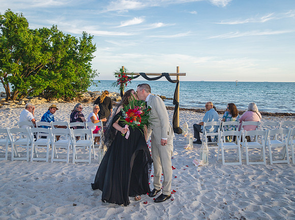 2023-10-13  Smathers Beach Wedding, Key West Part 2-2415