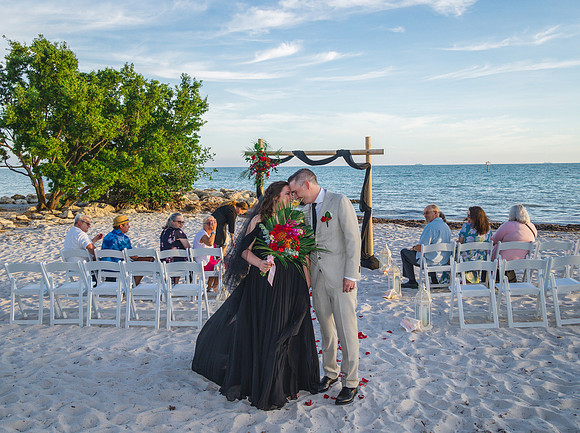 2023-10-13  Smathers Beach Wedding, Key West Part 2-2417
