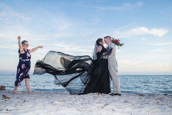 2023-10-13  Smathers Beach Wedding, Key West Part 2-2541