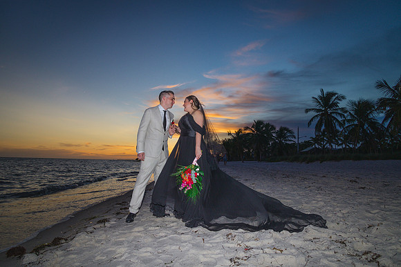 2023-10-13  Smathers Beach Wedding, Key West Part 2-2675