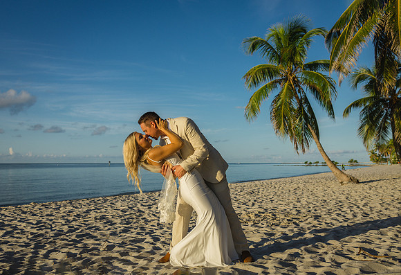 2023-10-07  Smathers Beach Wedding, Key West Sunrise Wedding--8