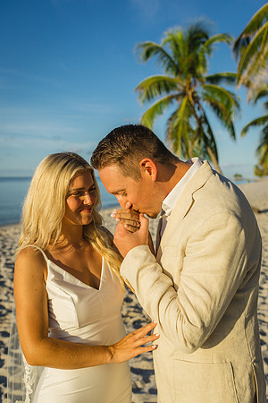 2023-10-07  Smathers Beach Wedding, Key West Sunrise Wedding-2974