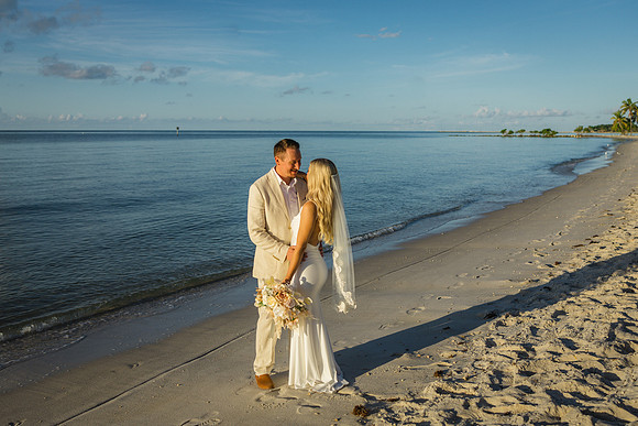 2023-10-07  Smathers Beach Wedding, Key West Sunrise Wedding-3029