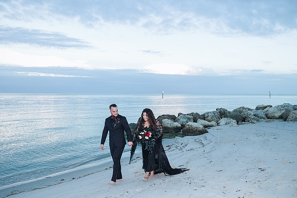 2023-10-31 Jacqueline and Michael Wedding at Smathers Beach Key West-8258