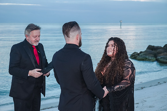2023-10-31 Jacqueline and Michael Wedding at Smathers Beach Key West-8277