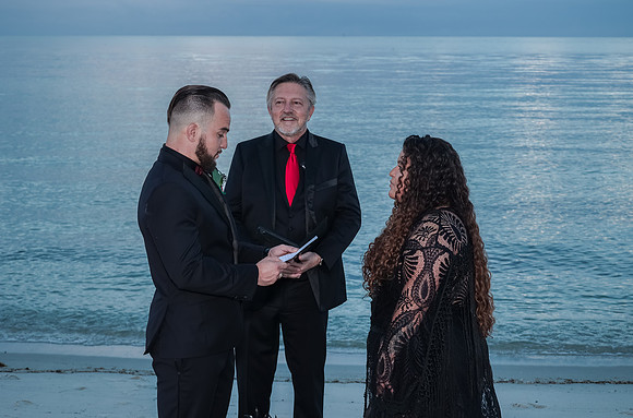 2023-10-31 Jacqueline and Michael Wedding at Smathers Beach Key West-8304