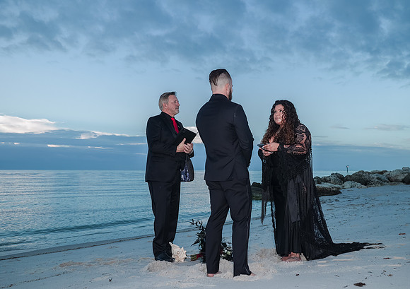 2023-10-31 Jacqueline and Michael Wedding at Smathers Beach Key West-8315