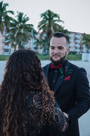 2023-10-31 Jacqueline and Michael Wedding at Smathers Beach Key West-8339