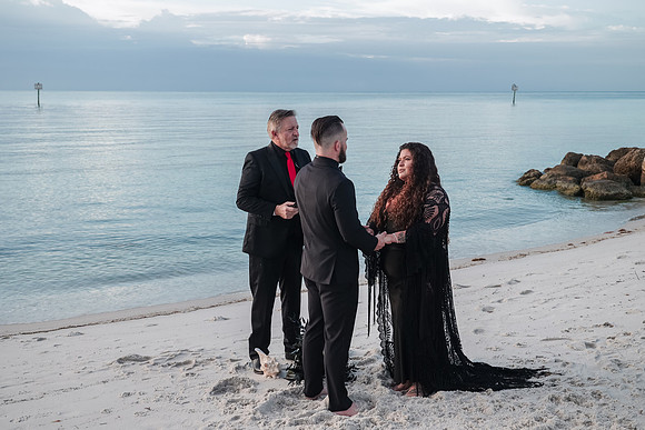 2023-10-31 Jacqueline and Michael Wedding at Smathers Beach Key West-8460