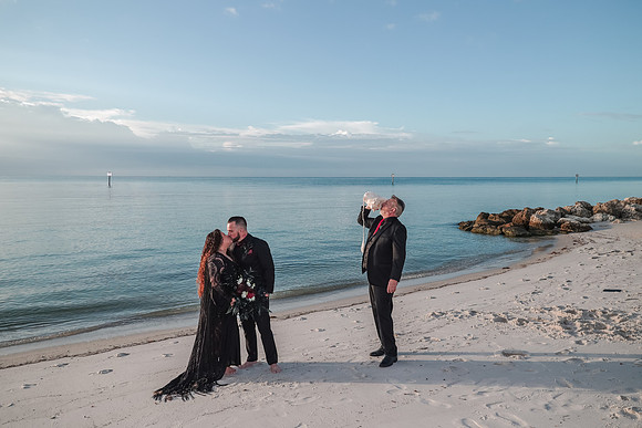 2023-10-31 Jacqueline and Michael Wedding at Smathers Beach Key West-8507