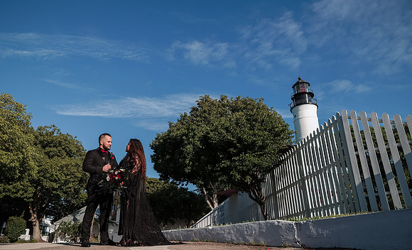 2023-10-31 Jacqueline and Michael Wedding at Smathers Beach Key West-8568