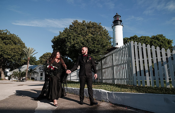 2023-10-31 Jacqueline and Michael Wedding at Smathers Beach Key West-8587