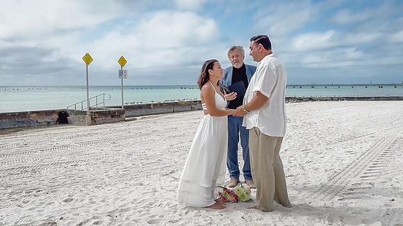 2023-11-28 Adriana and Francesco  Higgs  Beach Wedding Vow Renewal_-37